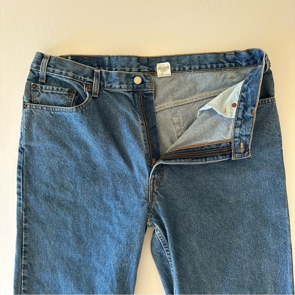 Vintage Levi’s Relaxed Straight Leg Jeans Men 38 Labeled 40 - Picture 12 of 13